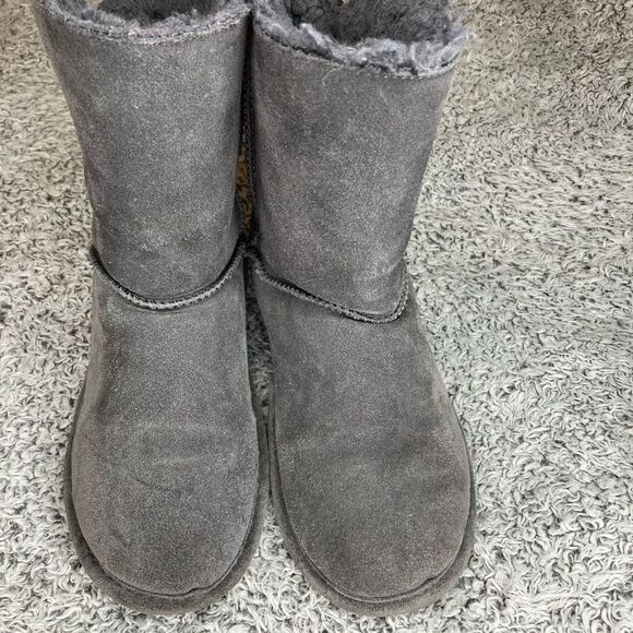 BEAR PAW Tressa Wool Blend Footbed Grey Suede Zip up booties - Picture 1 of 16
